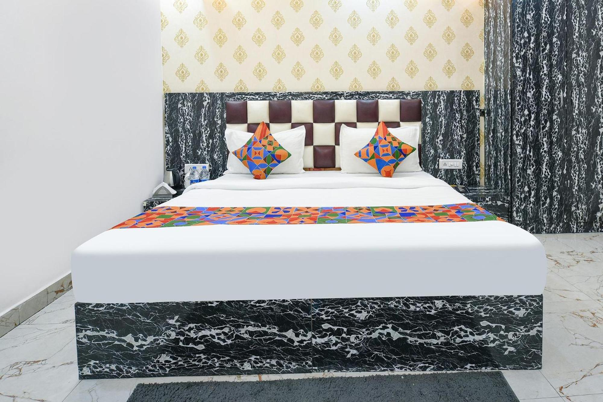 Hotel City Liit Delhi Airport 新德里 外观 照片
