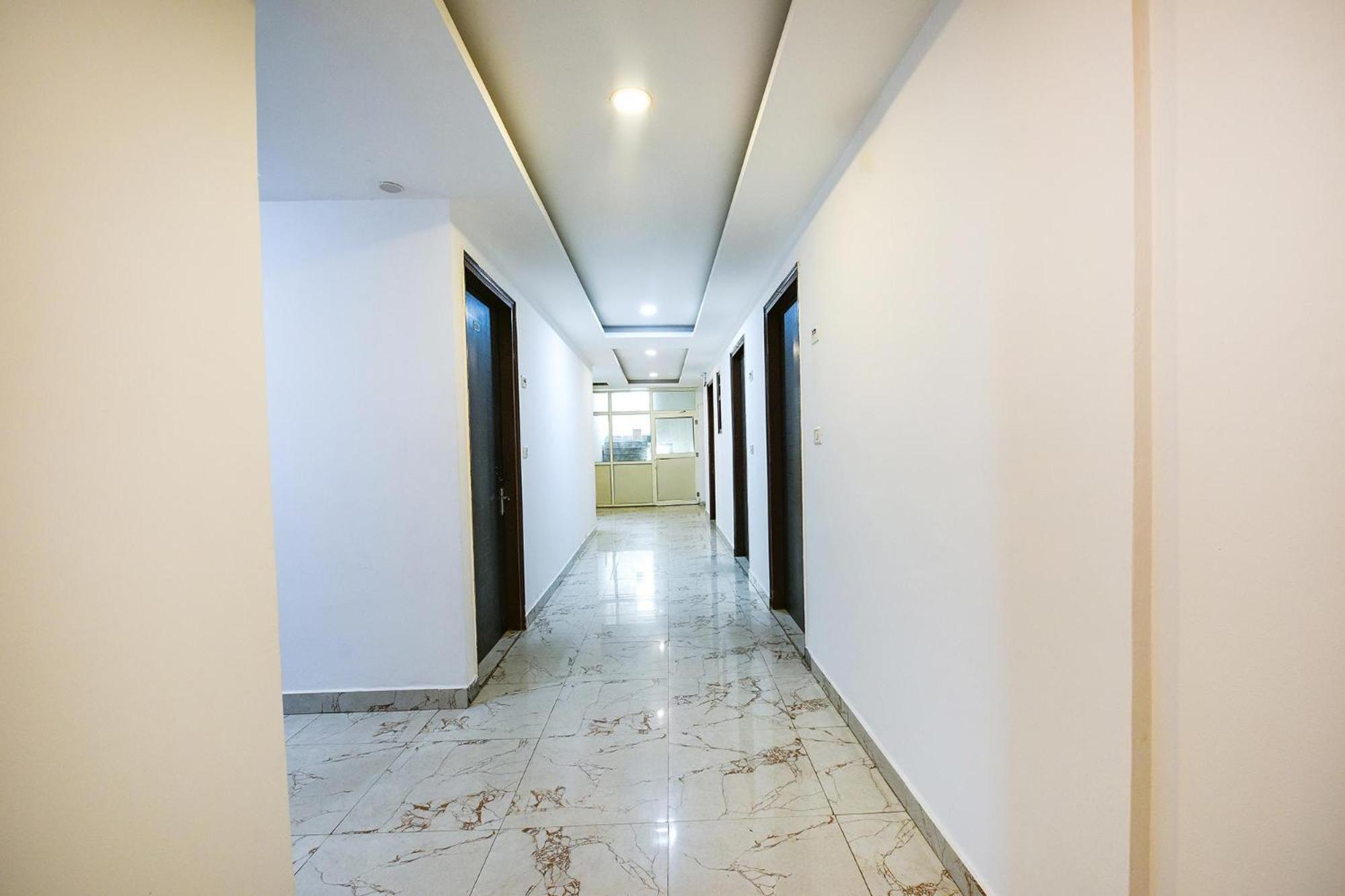 Hotel City Liit Delhi Airport 新德里 外观 照片