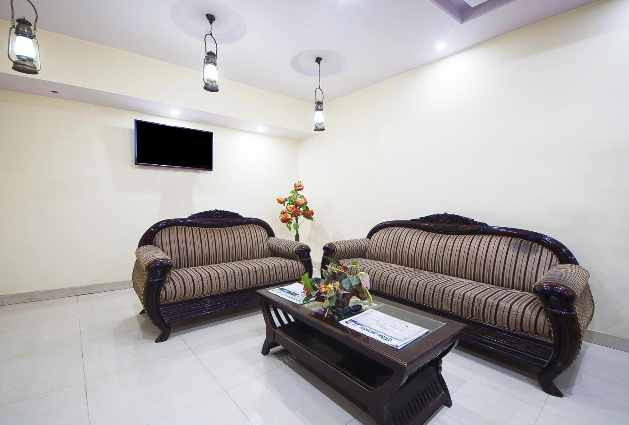 Hotel City Liit Delhi Airport 新德里 外观 照片